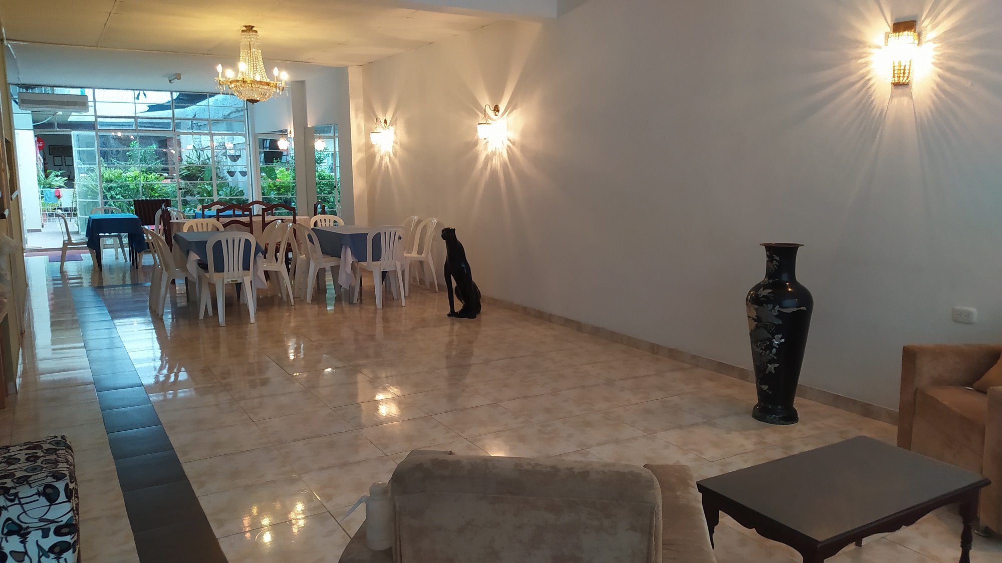 Venta de hermosa Casa (vivienda y negocio) en Palmira