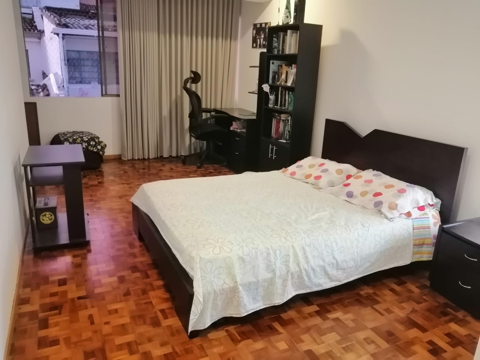 Se vende espectacular apartamento dúplex de 152m2 en el barrio Miraflores