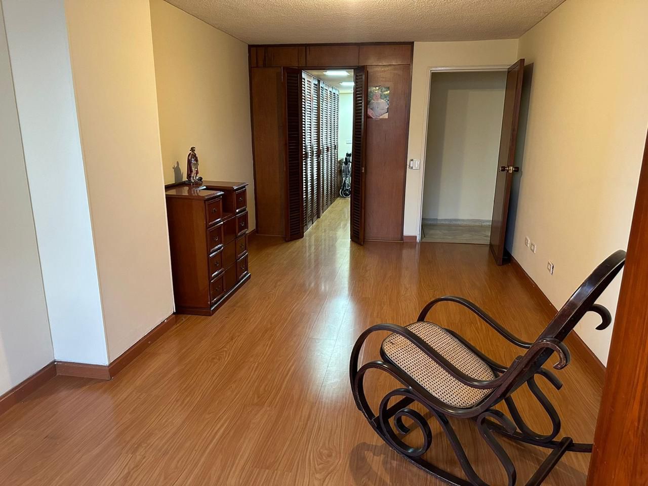 Vendo Apartamento Barrio Centenario – Cali