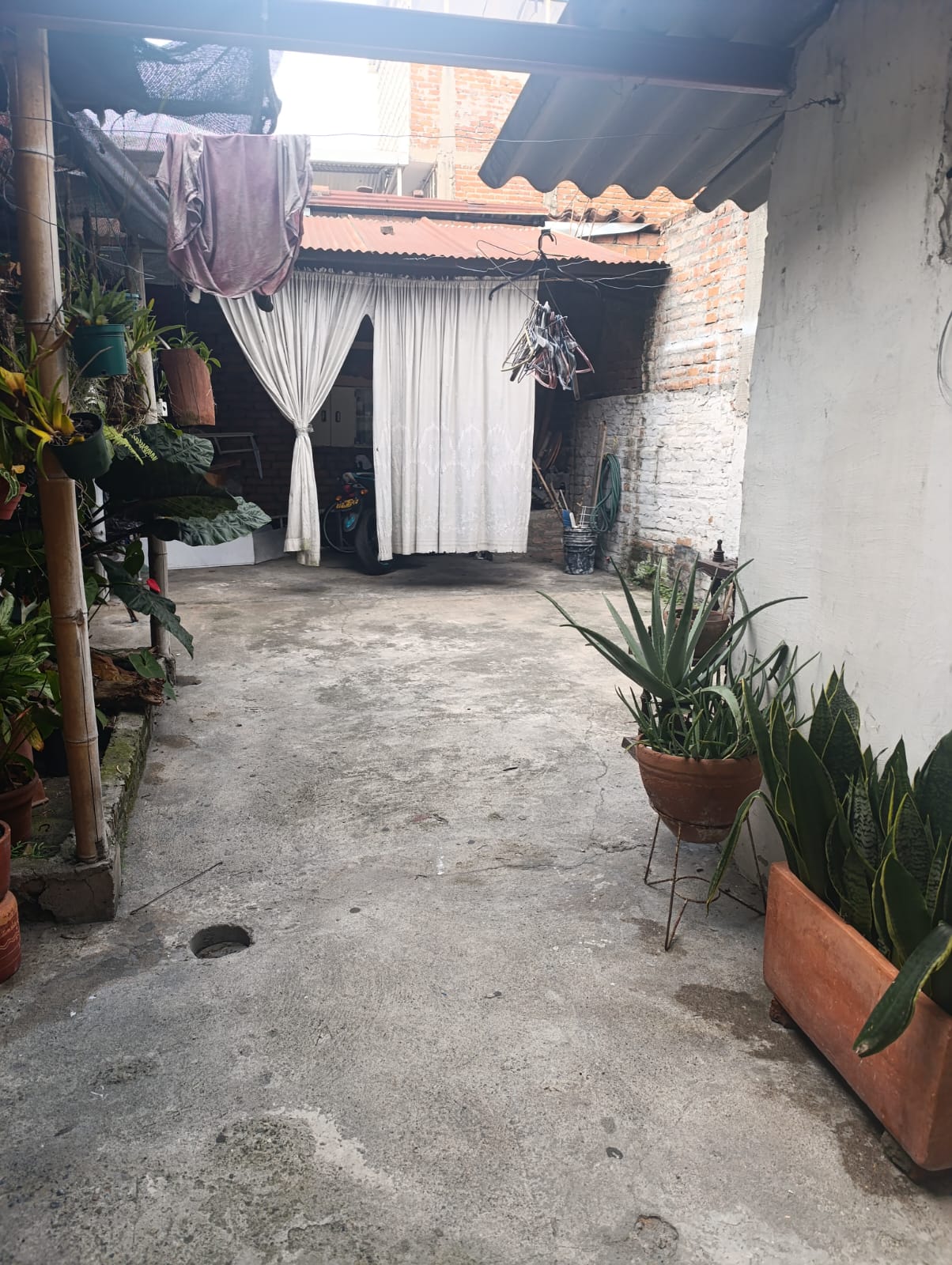 Vendo Casa Bifamiliar
