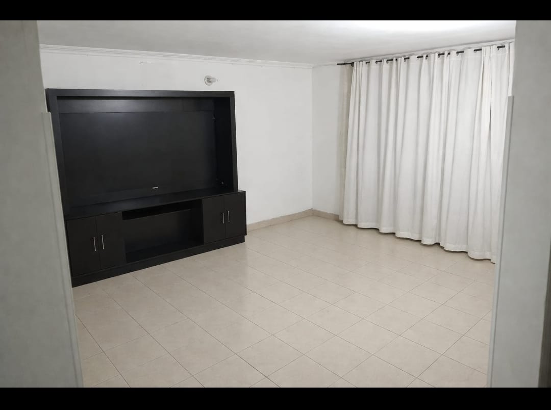VENTA CASA BARRIO LAS CEIBAS EN CALI
